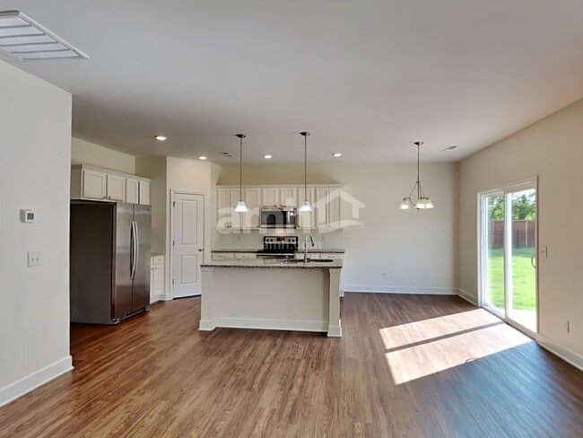 Building Photo - 531 Drema Ct