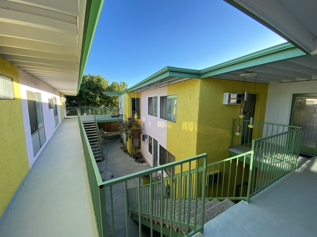 Foto del edificio - 2840 Partridge Ave