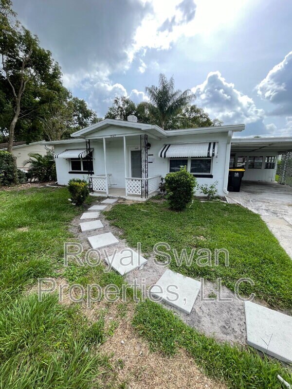 Primary Photo - 1047 Pineview Pl