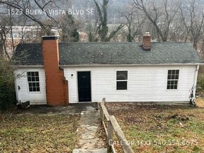 Building Photo - 1523 Buena Vista Blvd SE