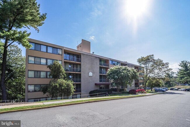 Foto del edificio - 4 S Van Dorn St