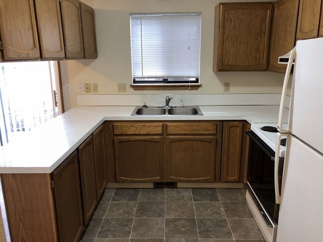 Foto del edificio - 1483 E Carter Ln
