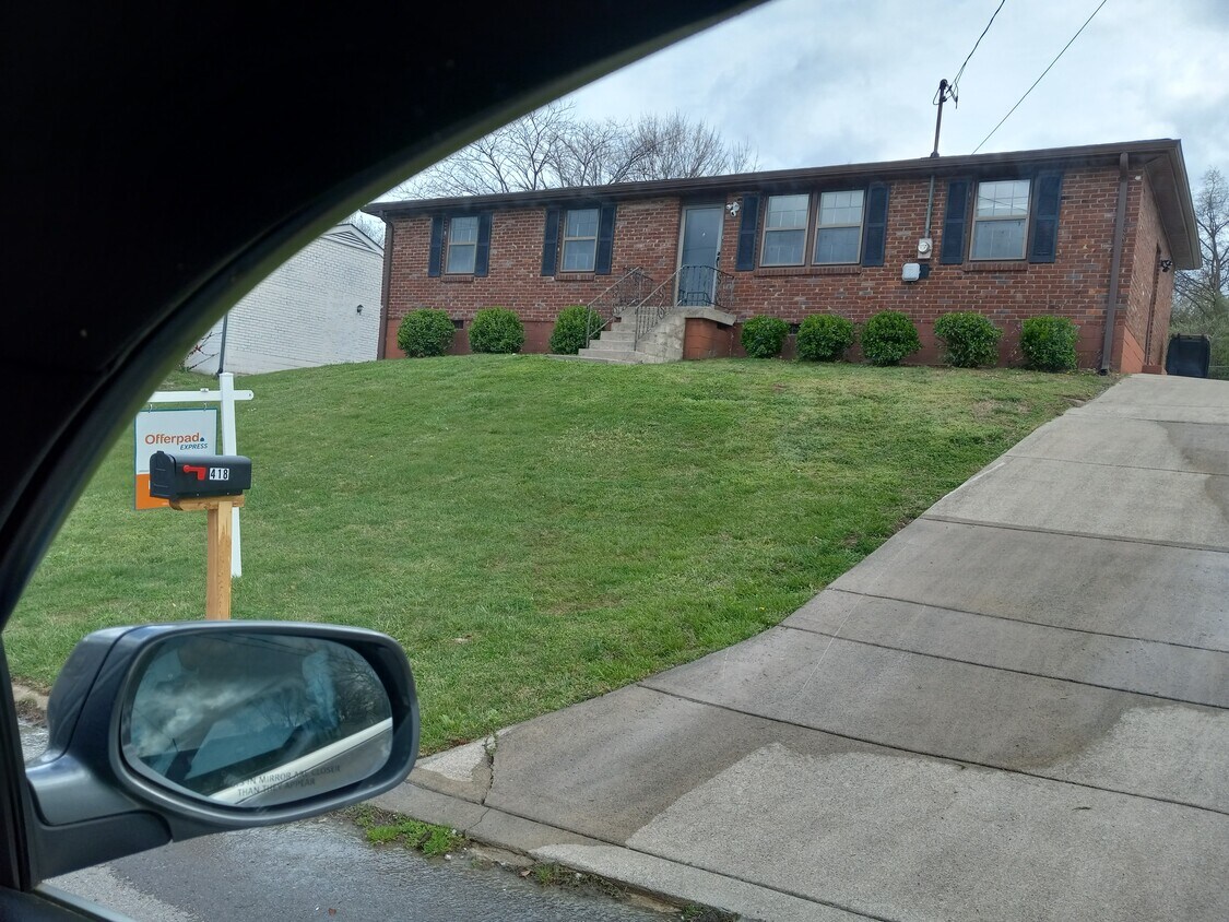 Building Photo - 3520 Seneca Forest Dr