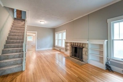 Living Room - 902 Ratone St