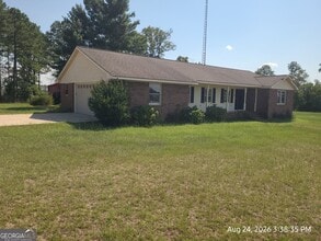 Building Photo - 563 Pinehill Rd