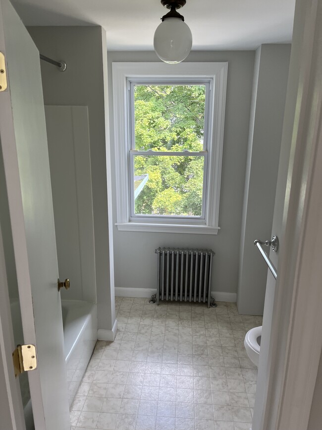 Bath with Tub/Shower - 128 Main St