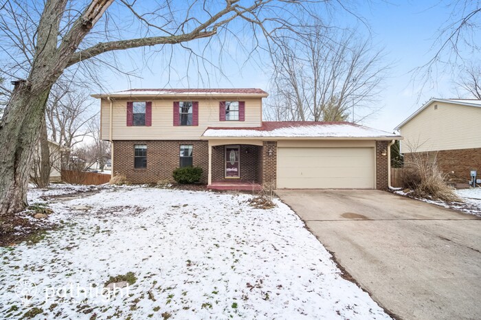 Primary Photo - 8641 Fox Ridge Ln, Indianapolis, IN, 46256