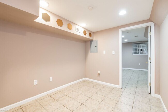 Foto del edificio - 3 br, 2 bath Duplex - 2016 N 18TH ST Unit A