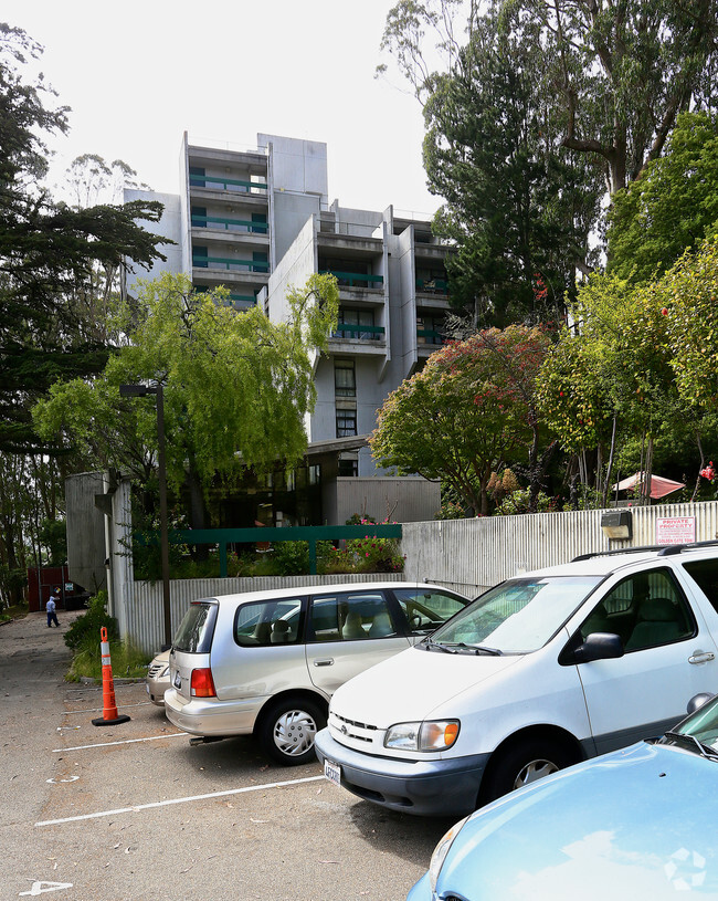 Building Photo - Woodside Gardens