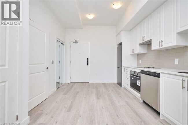 Photo du bâtiment - 461 Green Rd