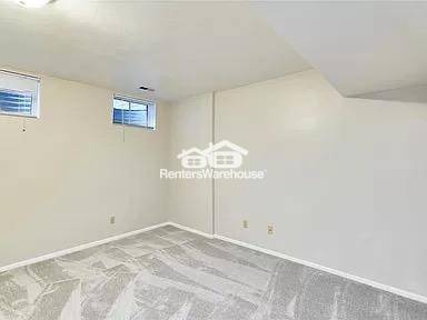 Foto del edificio - 15675 Ferncreek Dr