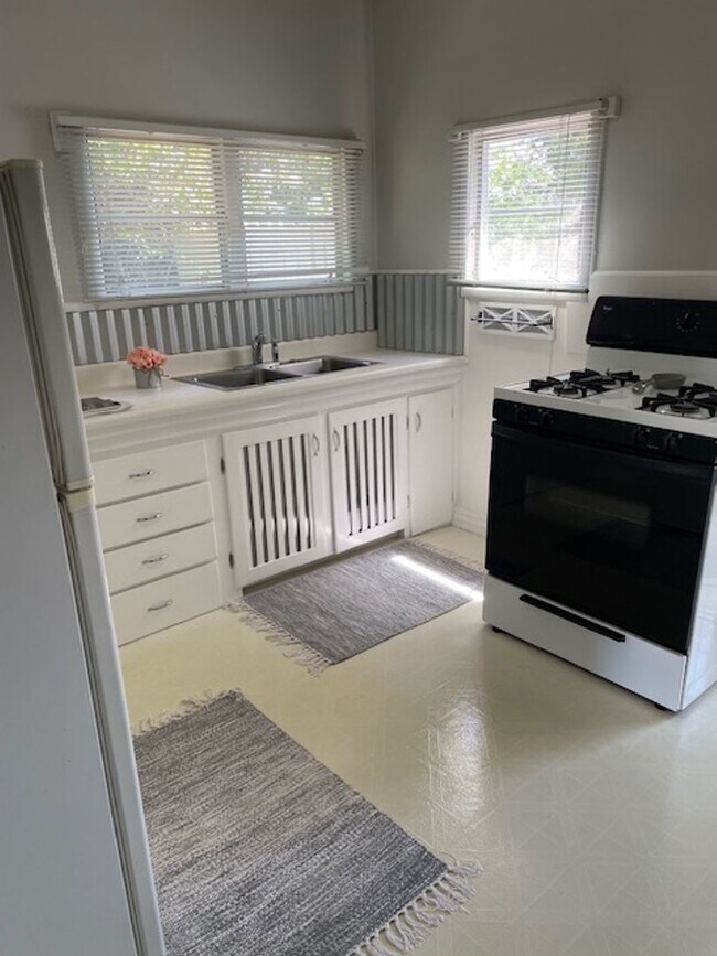 Photo - BREA - HISTORIC 2 BEDROOM 1 BATH $3,100 NE... House