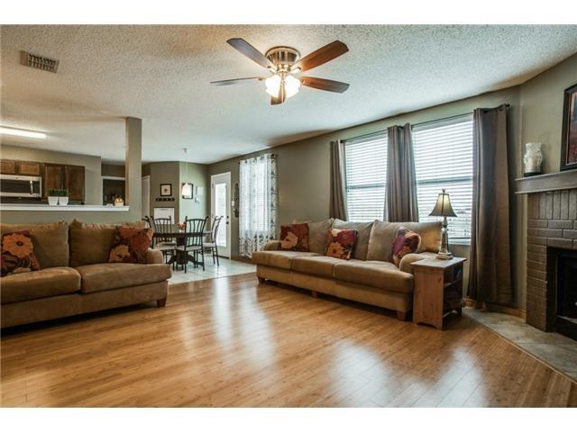 Foto del edificio - 2937 Jamestown Dr