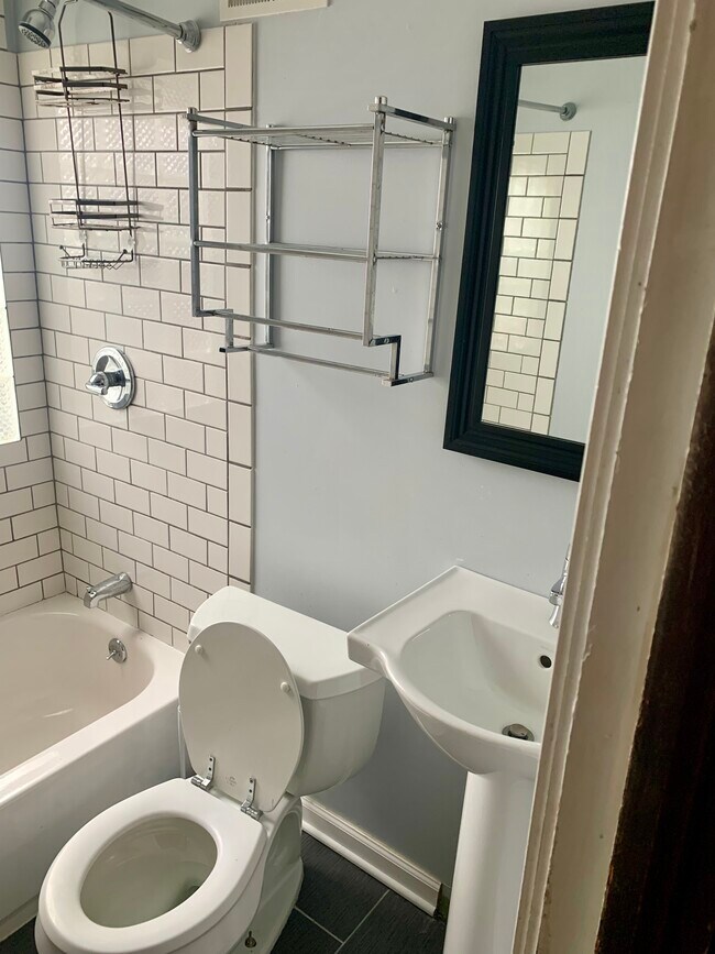 Baño - 17826 Northwood Ave