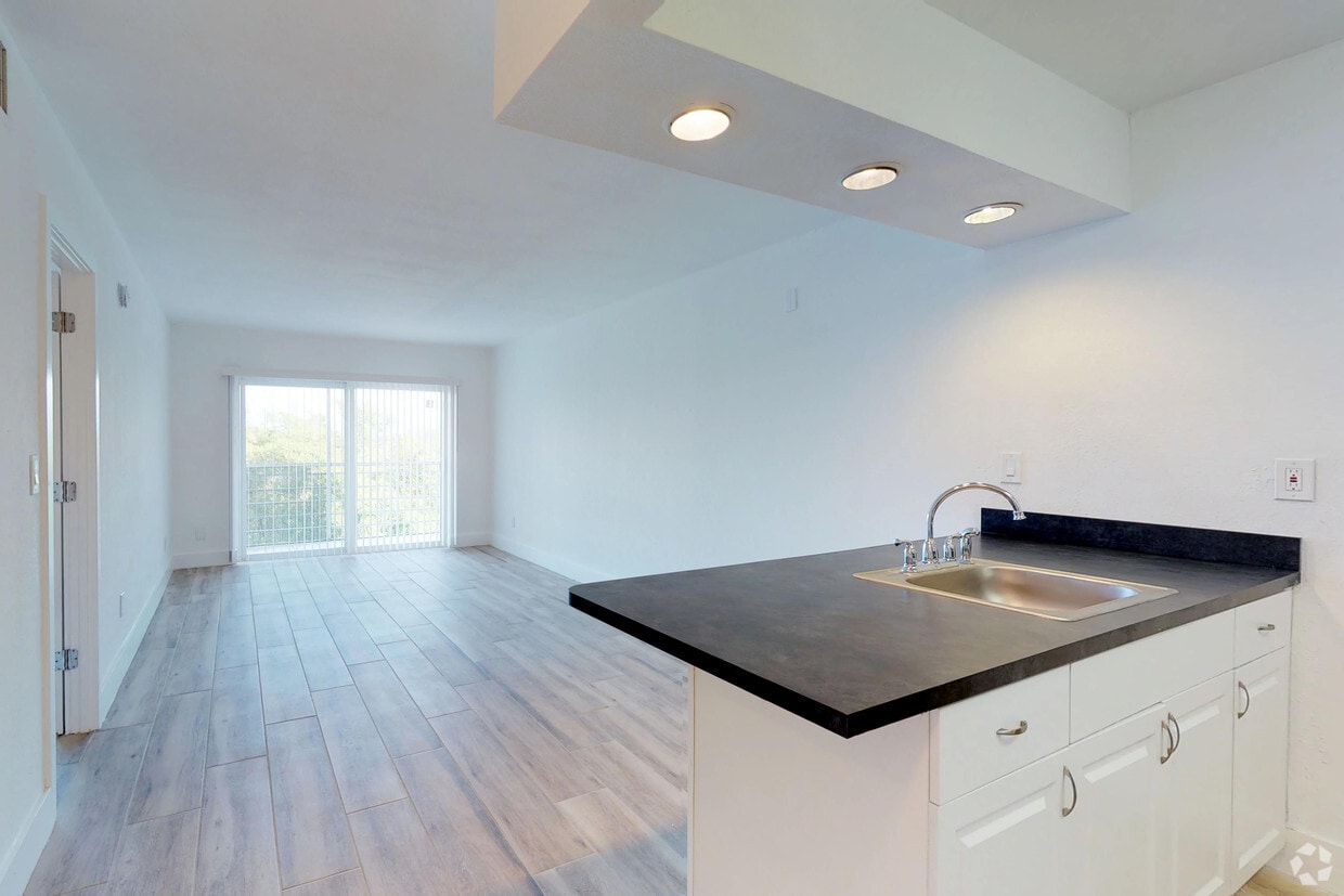 Primary Photo - Miami Shores Apartment Homes