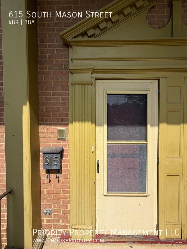 Building Photo - 615 S Mason St