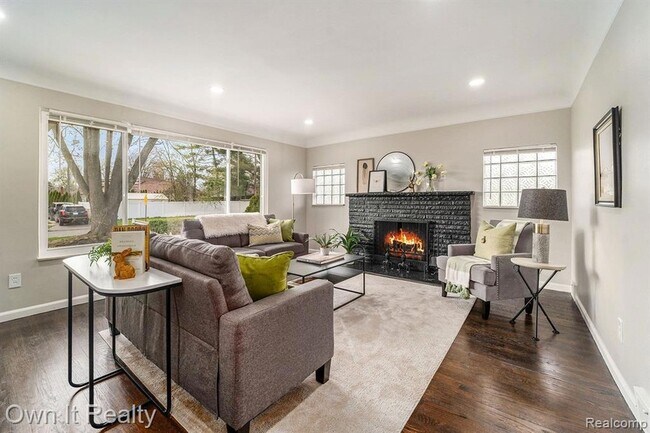 Foto del edificio - 5972 McMillan St