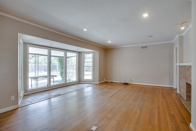 Building Photo - 3604 24th St