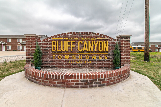 Foto del edificio - Bluff Canyon