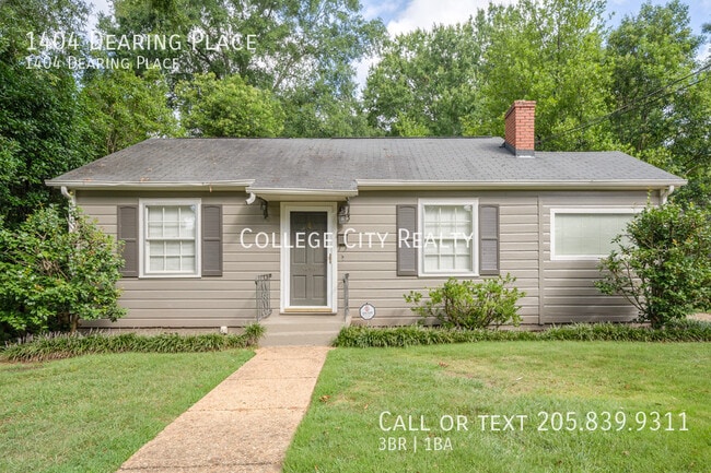 Building Photo - 1404 Dearing Pl