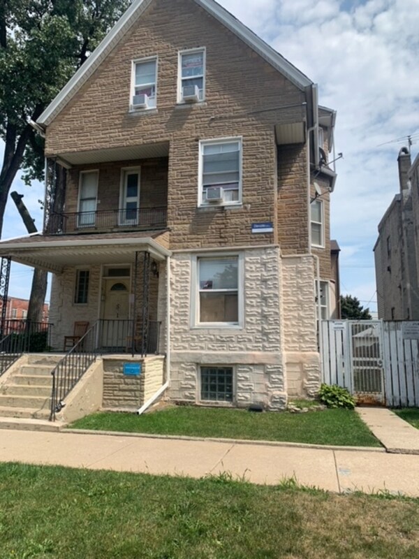 Primary Photo - 2531 N Tripp Ave