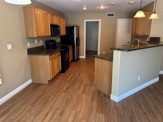 Foto del edificio - 23015 N 23rd St