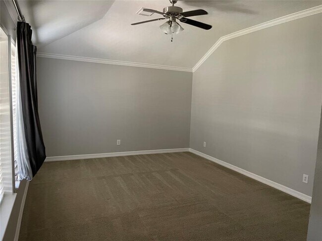 Building Photo - 3607 Beacon Hill Dr