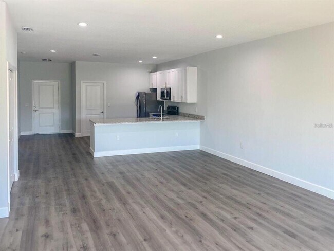 Foto del edificio - 8615 Agate St