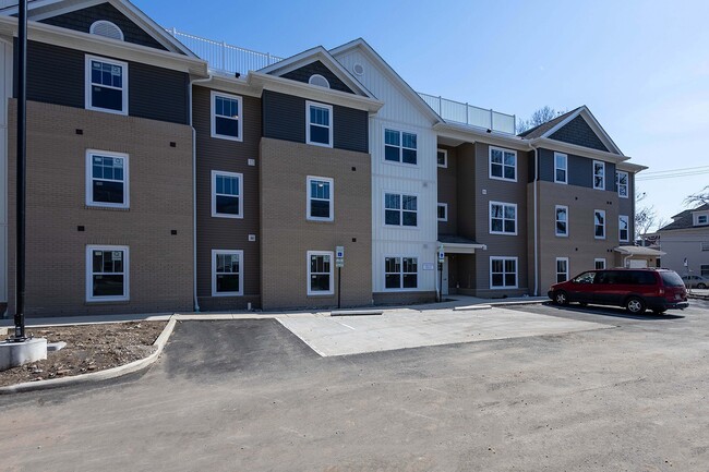Building Photo - Starling Yard
