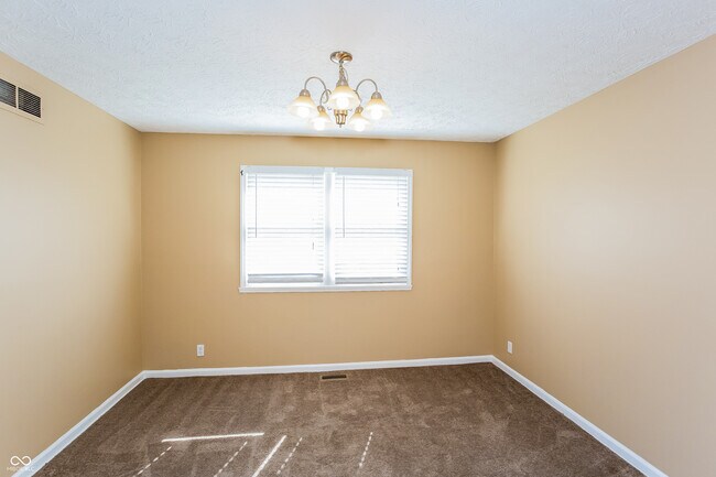 Foto del edificio - 3735 Crickwood Dr