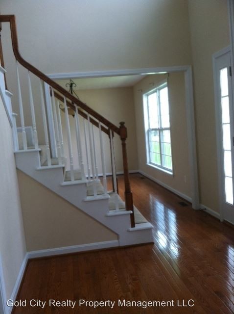 Building Photo - 3 br, 2.5 bath House - 338 Trinity Drive