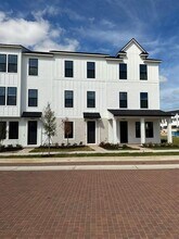 Building Photo - 5654 Westview Pk Dr