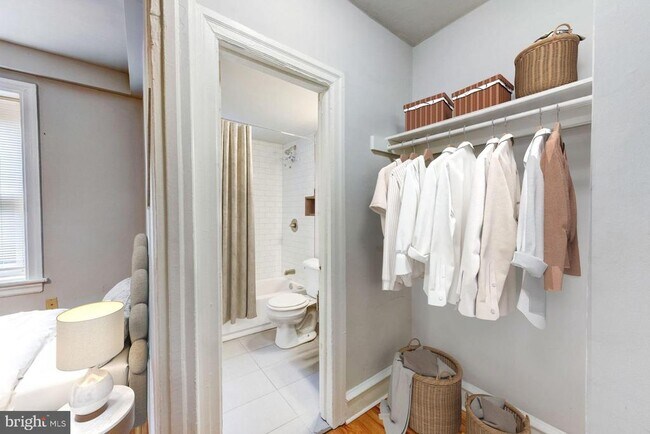 Foto del edificio - 4605 Chester Ave