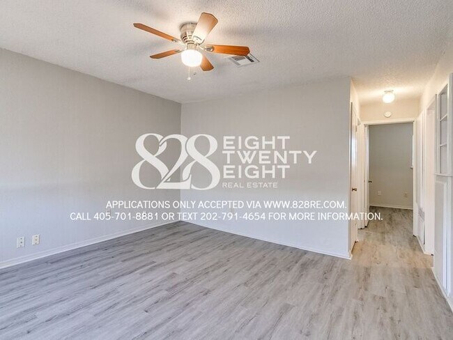 Building Photo - AVAILABLE NOW! 2 BD/1 BATH RENTAL IN NOBLE!