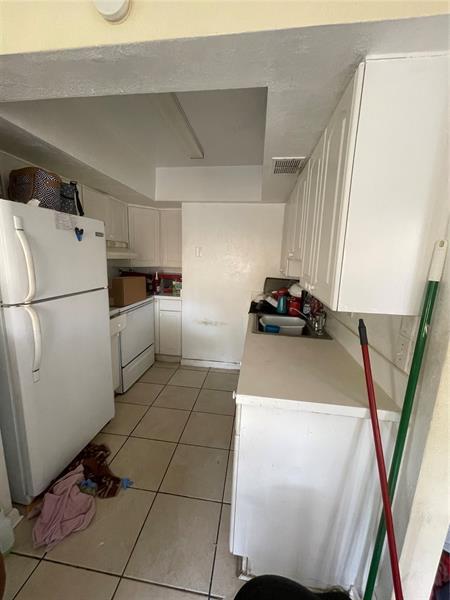 Foto del edificio - 5626 NW 21st St