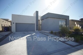 Building Photo - 1746 Buckboard St