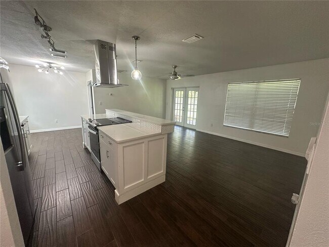 Foto del edificio - 21453 Northwood Dr