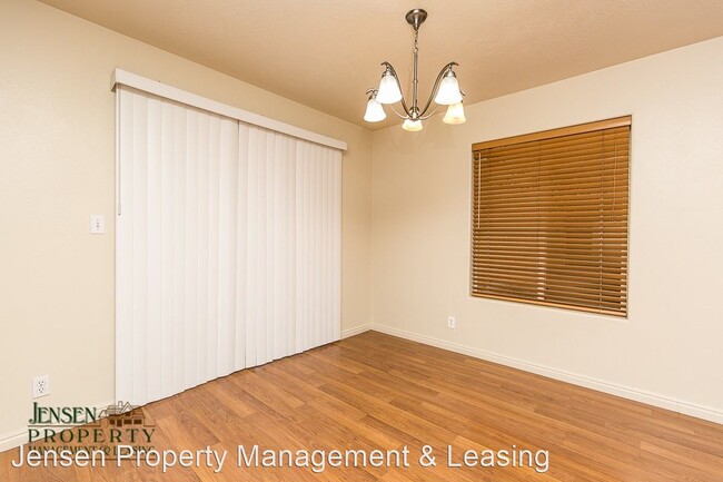 Foto del edificio - 3 br, 3 bath House - 290 South 1200 East #6