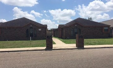 Building Photo - 3818 W Faith Hill St