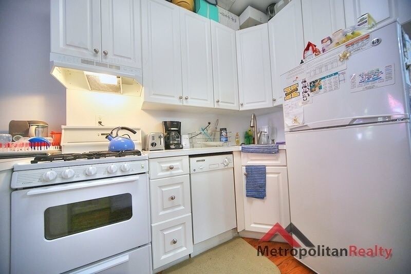 Primary Photo - 1504  8th Avenue