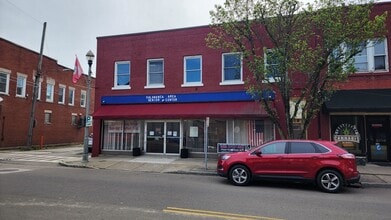 Building Photo - 18 Main St