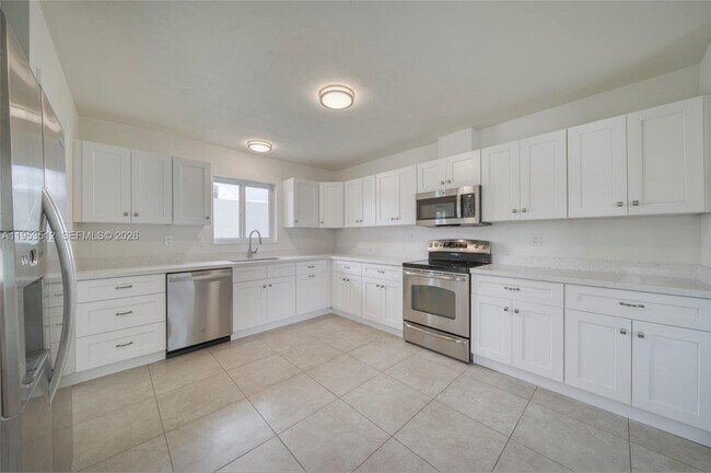 Foto del edificio - 9557 SW 40th Terrace