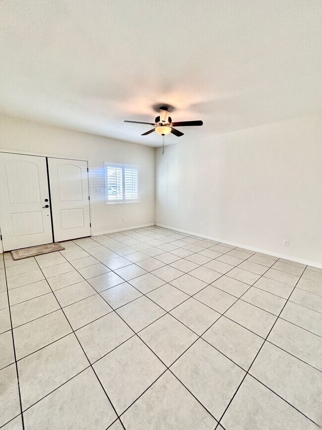 Building Photo - Contemporary La Vida Home, 2024 Build