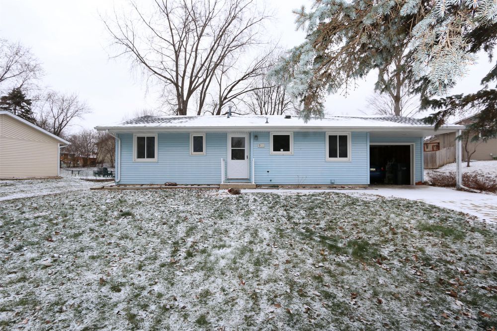Primary Photo - 938 Redwood Dr