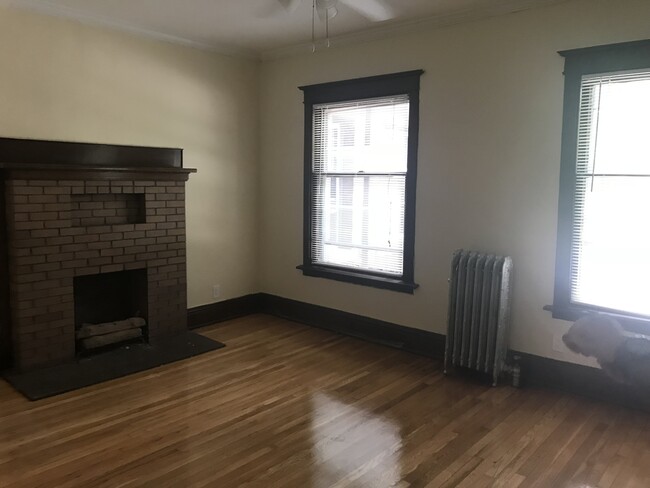 Building Photo - 1707 Ridge Ave