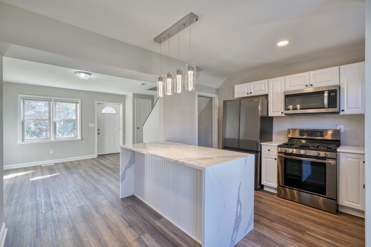Primary Photo - Brand New 3 Bed City Rowhome- ONE MONTH FR...
