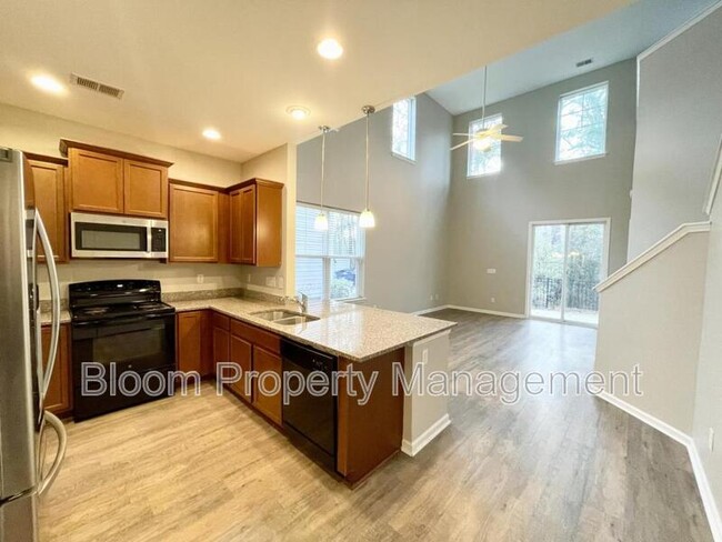 Building Photo - 4995 Hay Bale Ct