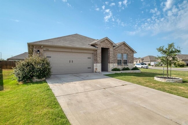 Building Photo - 5701 Berriweather Dr