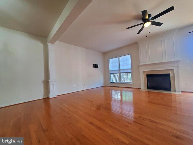 Building Photo - 13991 Tanners House Way