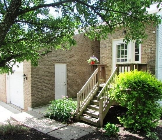 Building Photo - 5311 Country Club Ln